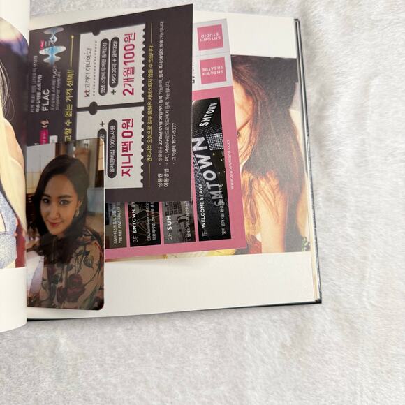 Girls’ Generation SNSD – You Think K-Pop Album CD 2015 w/ Photobook Photocard - Picture 9 of 10